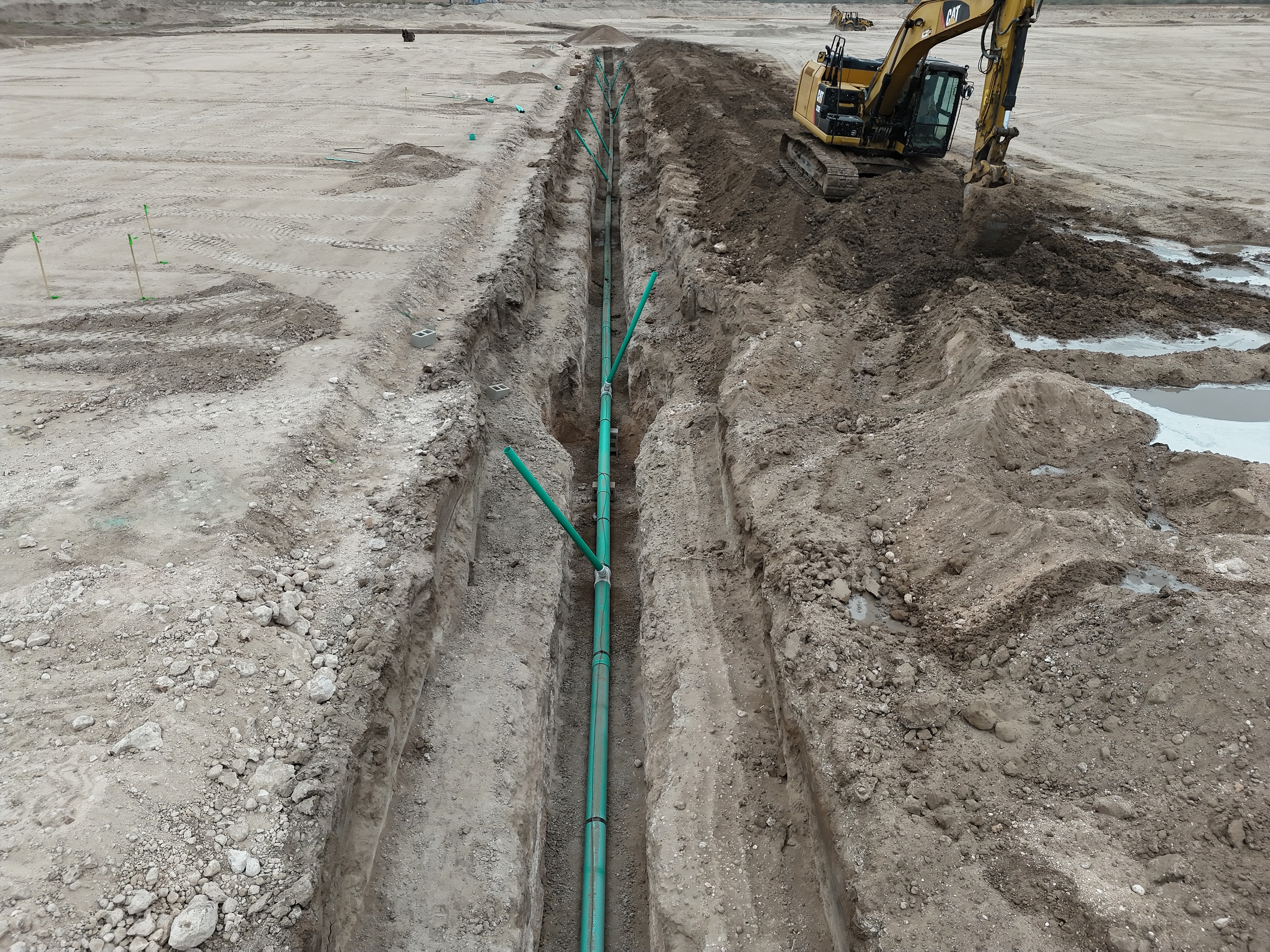 Underground conduit and utility pipe installation